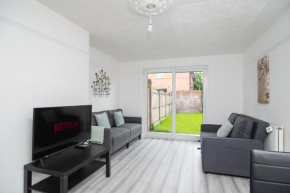 Quiet 3 bed house, pet friendly